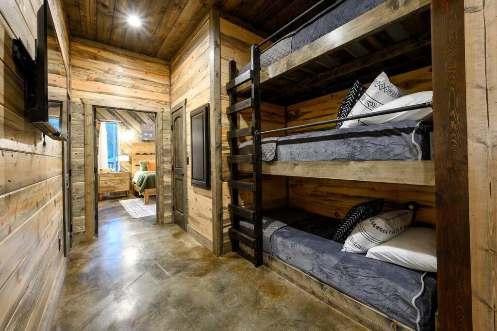 Ember Skye Cabin - 2 Bdr & Bunk Nook/2.5 Bath Broken Bow Exterior foto